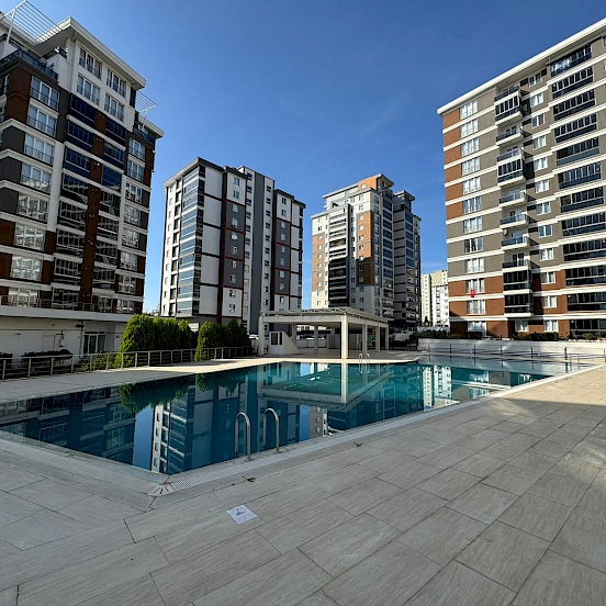 Zeki Yapı Referans Sitesinde 3+1 Satılık Daire